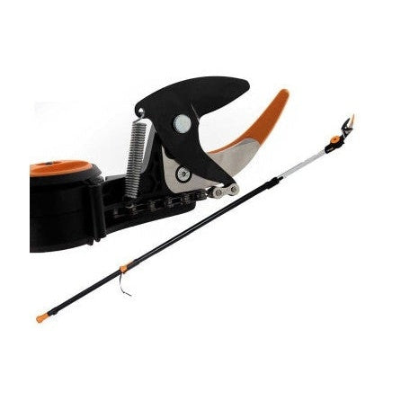 Svettatoio FISKARS UPX 86 Universal Cutter con Asta Telescopica