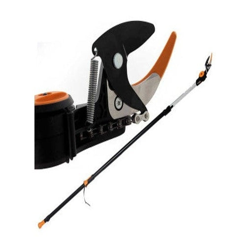 Fiskars UPX 86 Universal Tree Pruner with Telescopic Pole