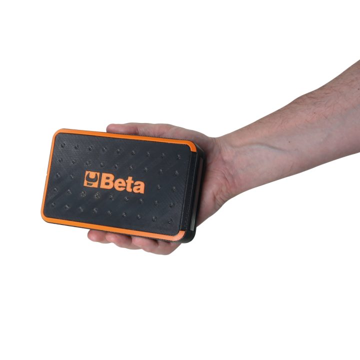 Compatta da 11 chiavi a bussola a mano esagonali, 21 inserti e 7 accessori Beta 900/C39N