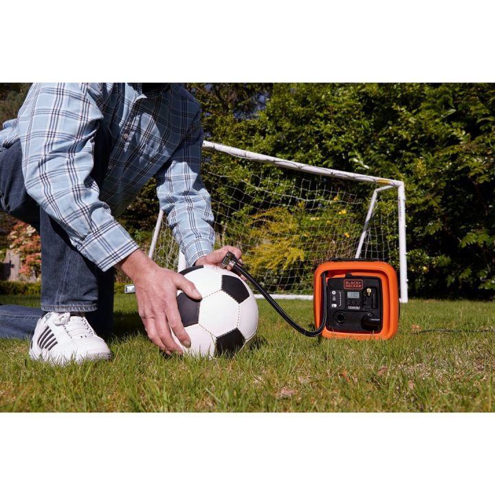 BLACK+DECKER Black & Decker ASI400-XJ compressore d'aria 160 l/min - immagine 4