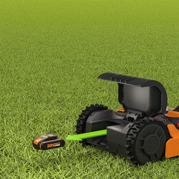 Robot WORX Rasaerba LANDROID L WR 147 E.1 per Giardini fino a 1000 mq