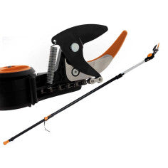 Svettatoio FISKARS UPX 86 Universal Cutter con Asta Telescopica